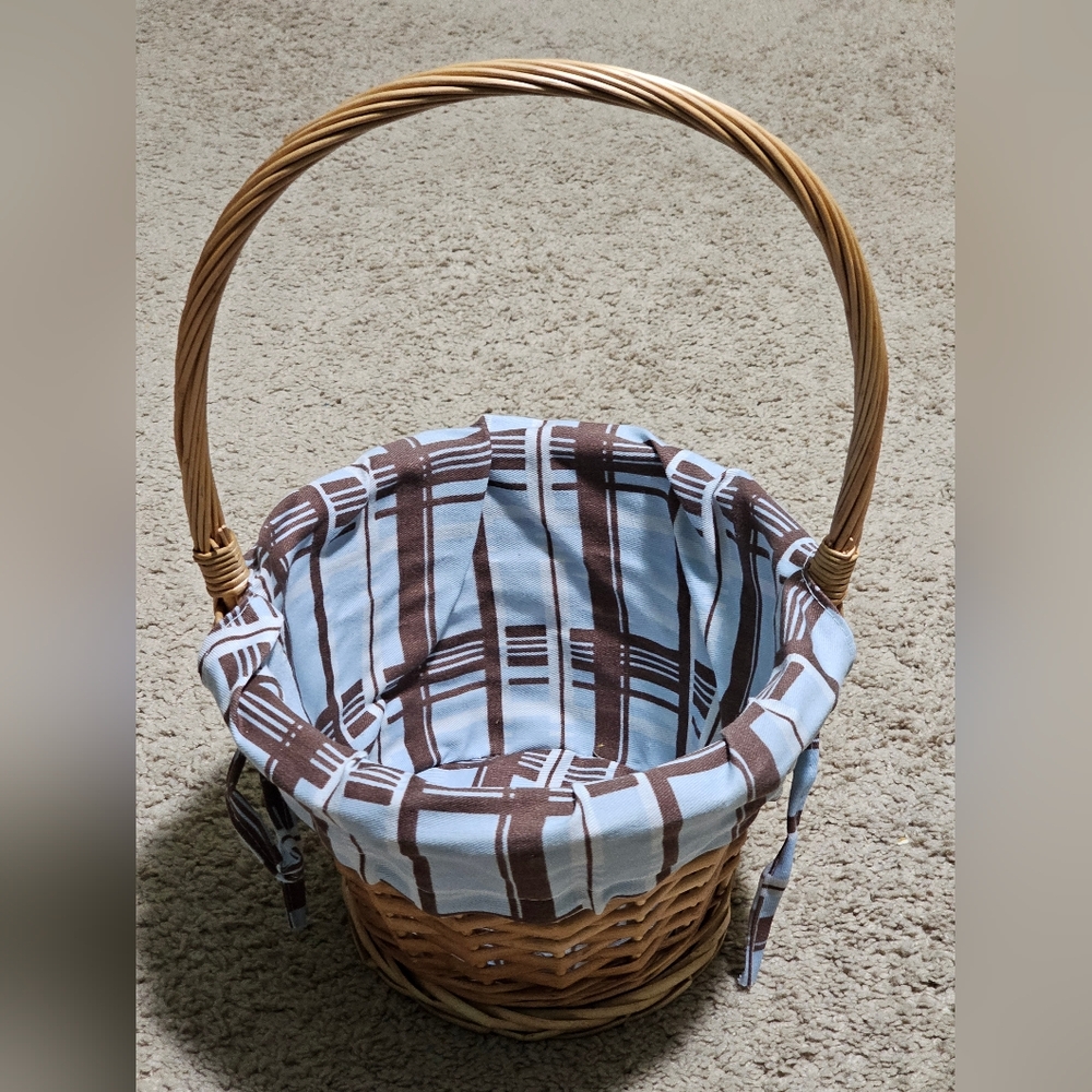 Vintage Easter Basket - Traditional Design - Wicker W/ Plaid Cloth Lining